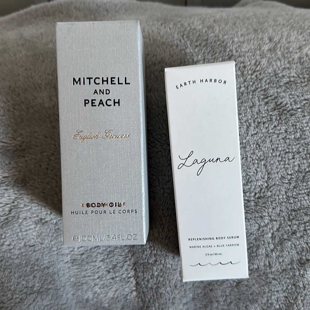 Earth Harbor and Mitchell and Peach Body bundle